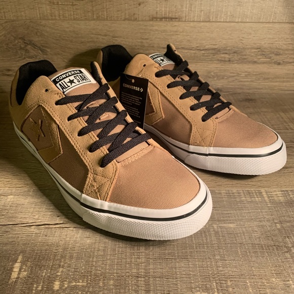 converse distrito suede trainers